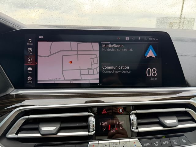 Used 2020 White BMW sDrive40i image 20