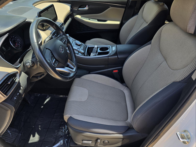 Used 2023 White Hyundai SEL image 19
