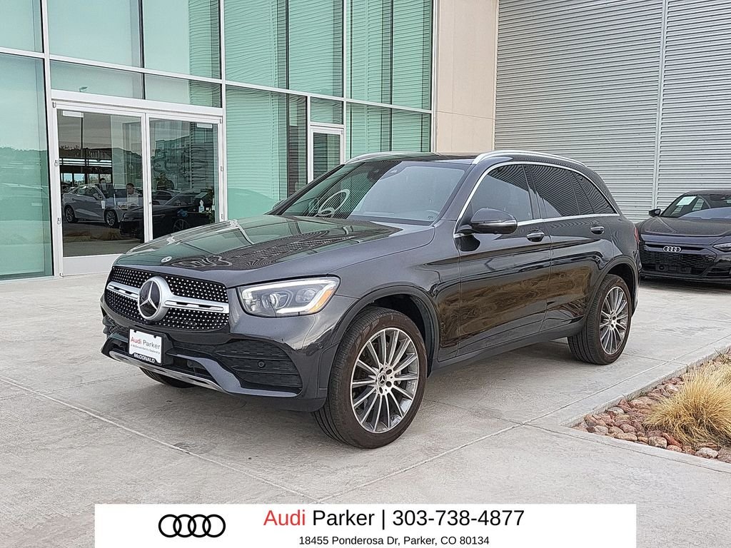 Used 2022 Gray Mercedes-Benz GLC 300 image 4