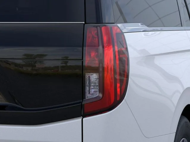 New 2026 Star White Metallic Tri-Coat Ford Active image 44