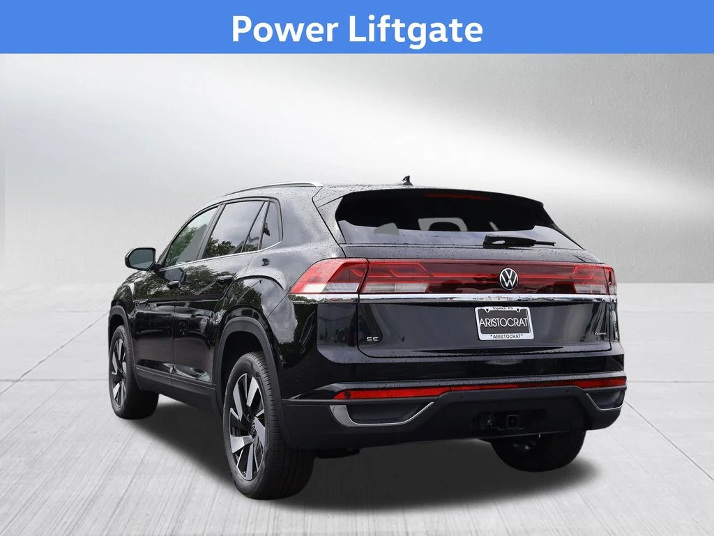 New 2026 Black Volkswagen 2.0T SE w/Technology image 6