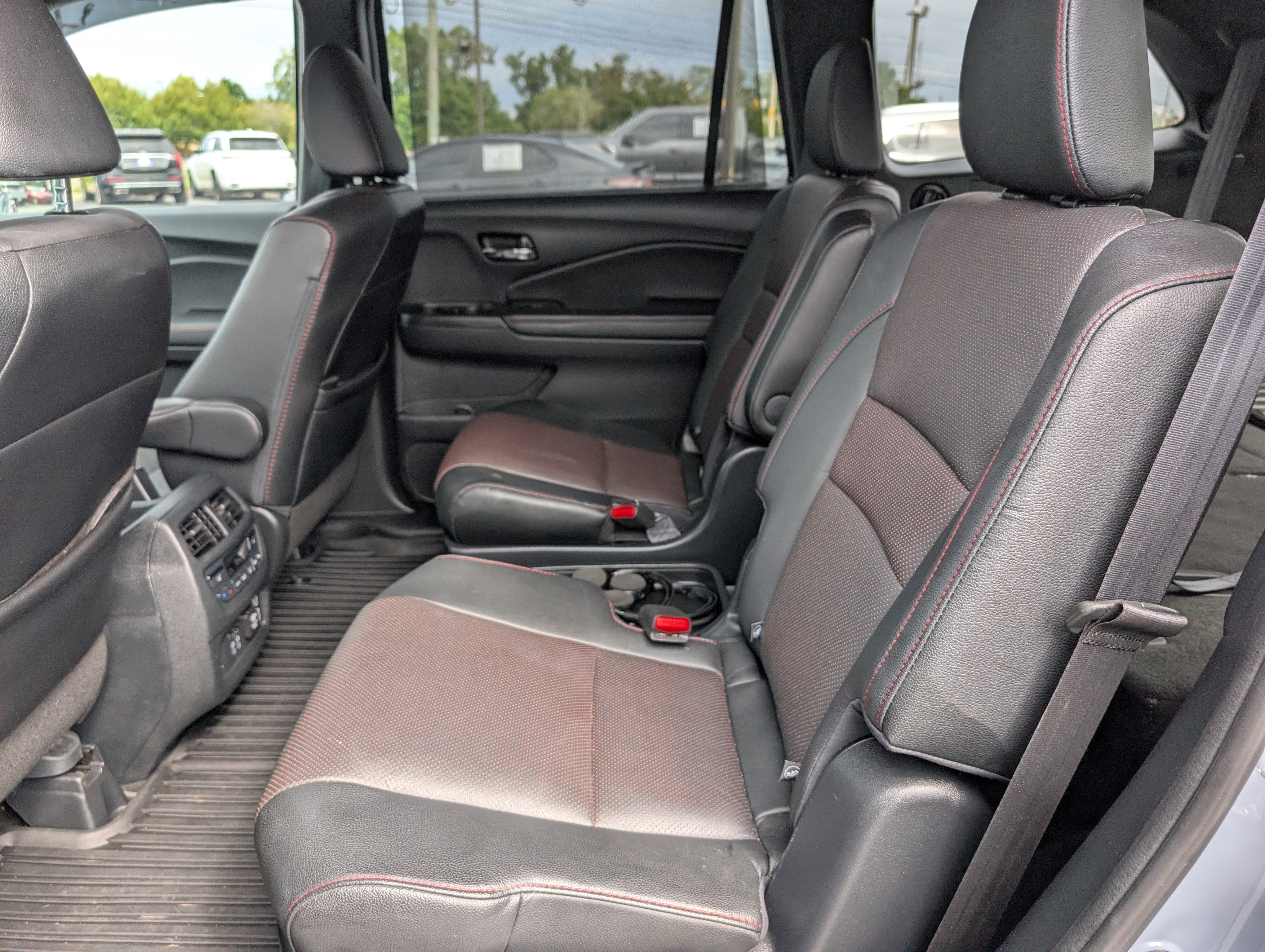 2022 Honda Pilot Black Edition - Photo 27