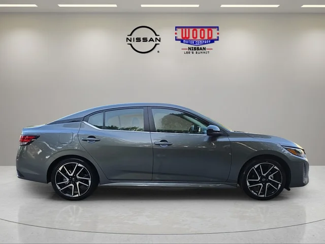 Used 2025 Gun Metallic Nissan SR image 2