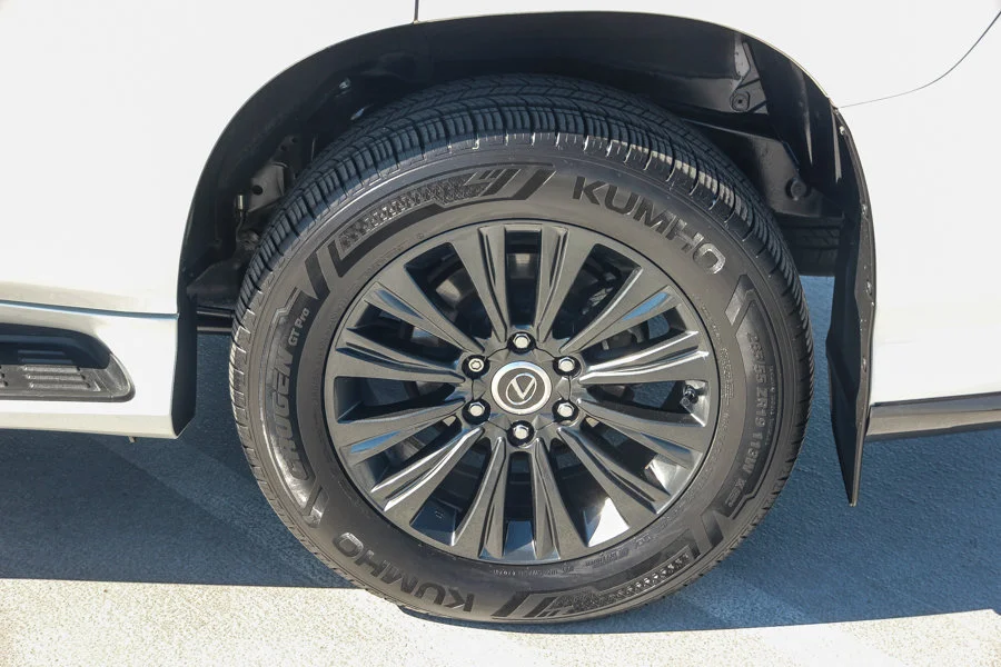Certified Used 2023 White Lexus 460 image 12