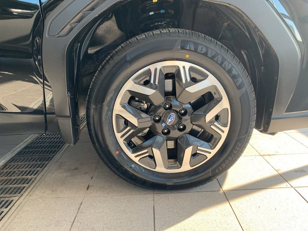 2025 Subaru Forester Premium - Photo 26