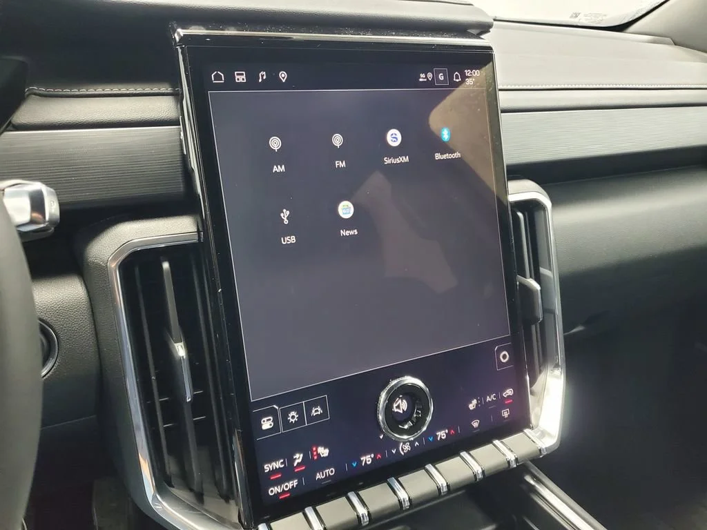 New 2026 Ebony Twilight Metallic GMC Elevation image 20