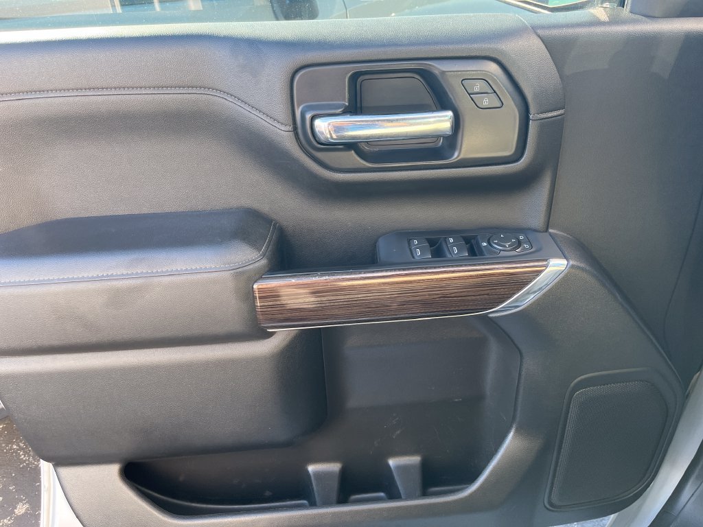 Used 2021 Silver Chevrolet LT image 12