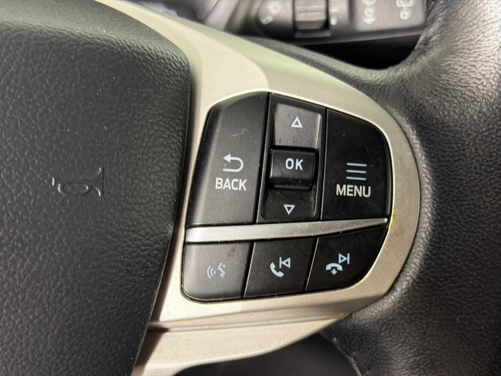 Used 2023 Carbonized Gray Metallic Ford XLT image 26