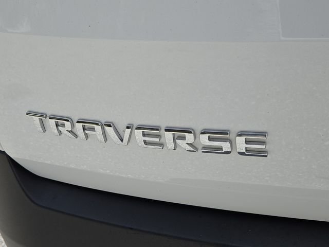 2023 Chevrolet Traverse LS - Photo 17