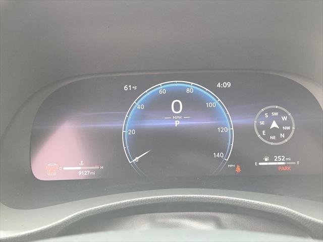 Certified Used 2025 MAGNETIC GRAY MET. Toyota  image 31