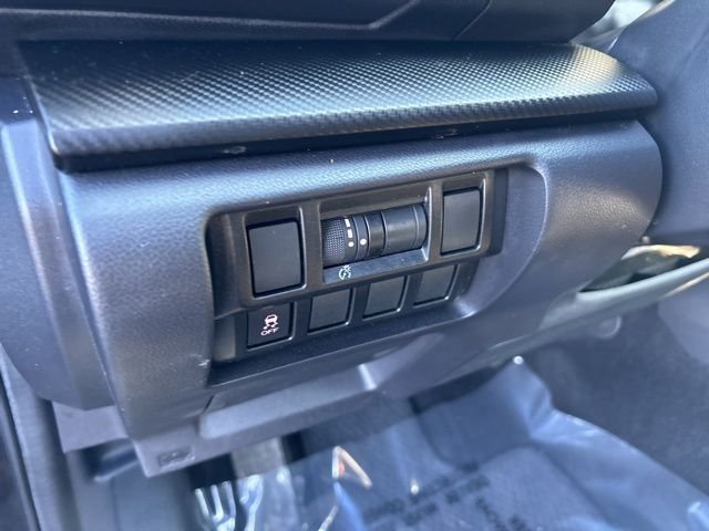 Used 2023 Black Subaru Base image 16