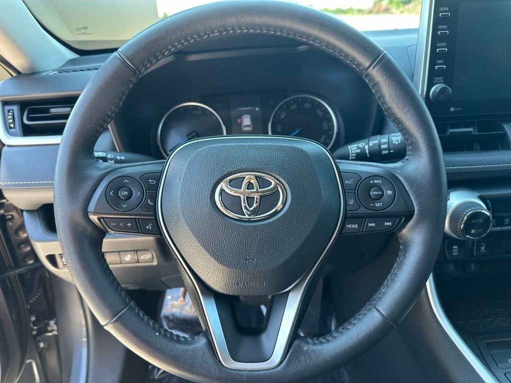 Used 2022 Gray Toyota XLE image 12
