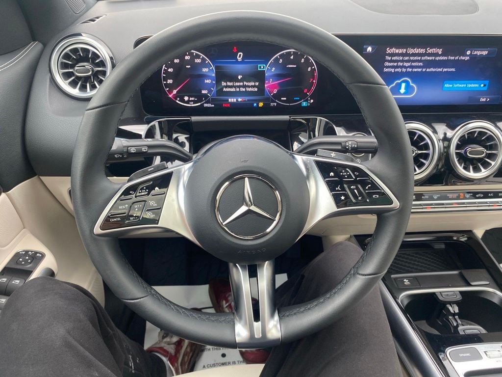 Used 2026 White Mercedes-Benz GLA 250 image 13