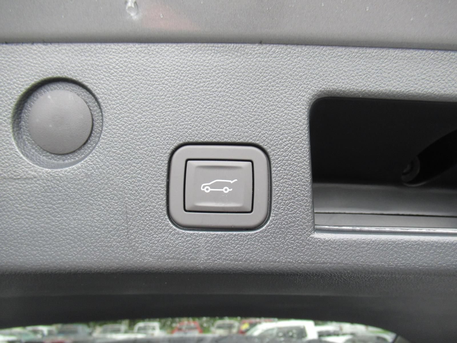 2027 GMC Terrain AT4 - Photo 33