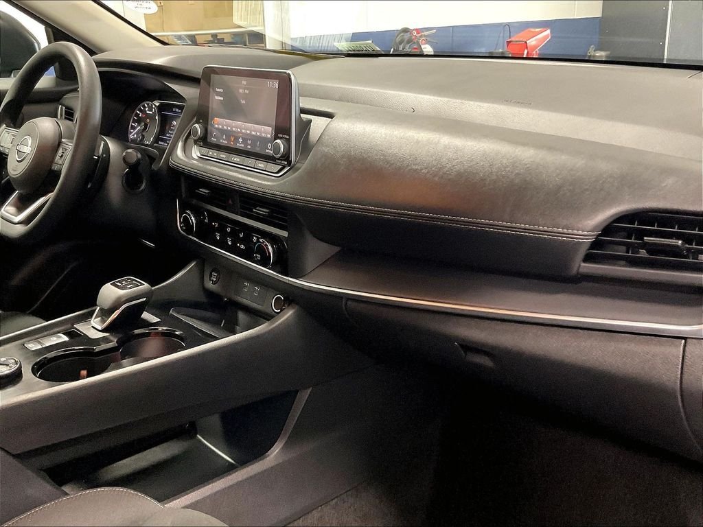 Used 2024 Gray Nissan S image 14