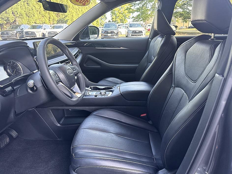 Used 2024 Graphite Shadow INFINITI PURE image 11