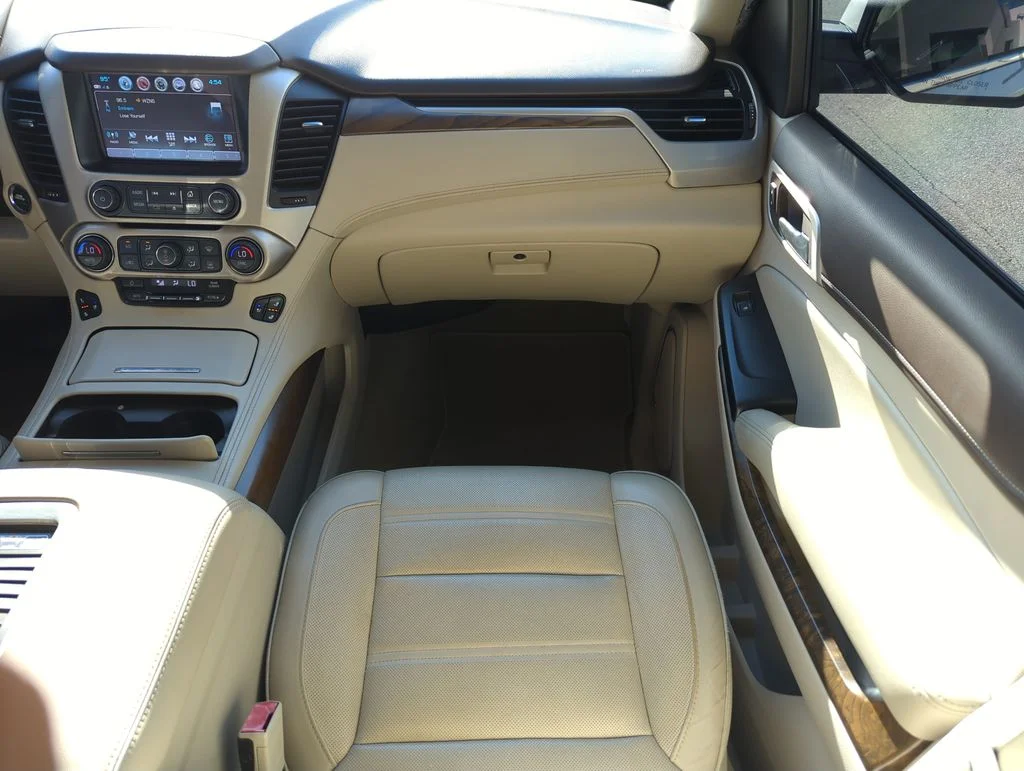 Used 2019 White GMC Denali image 15