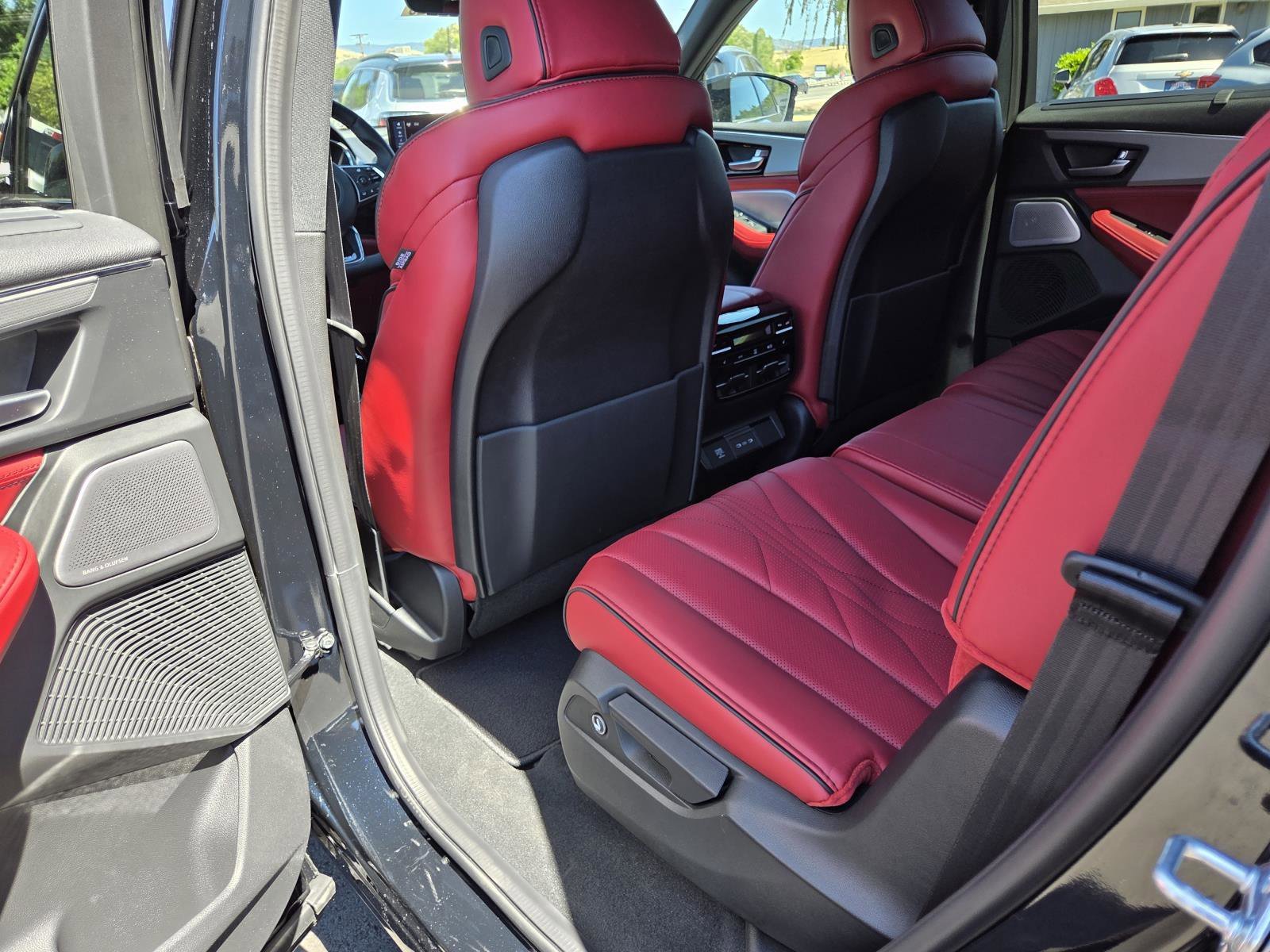 New 2026 Majestic Black Pearl Acura w/A-Spec Advance Package AWD image 11