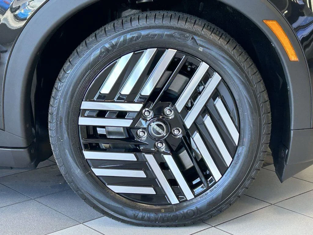 2026 Nissan LEAF SV+ - Photo 7