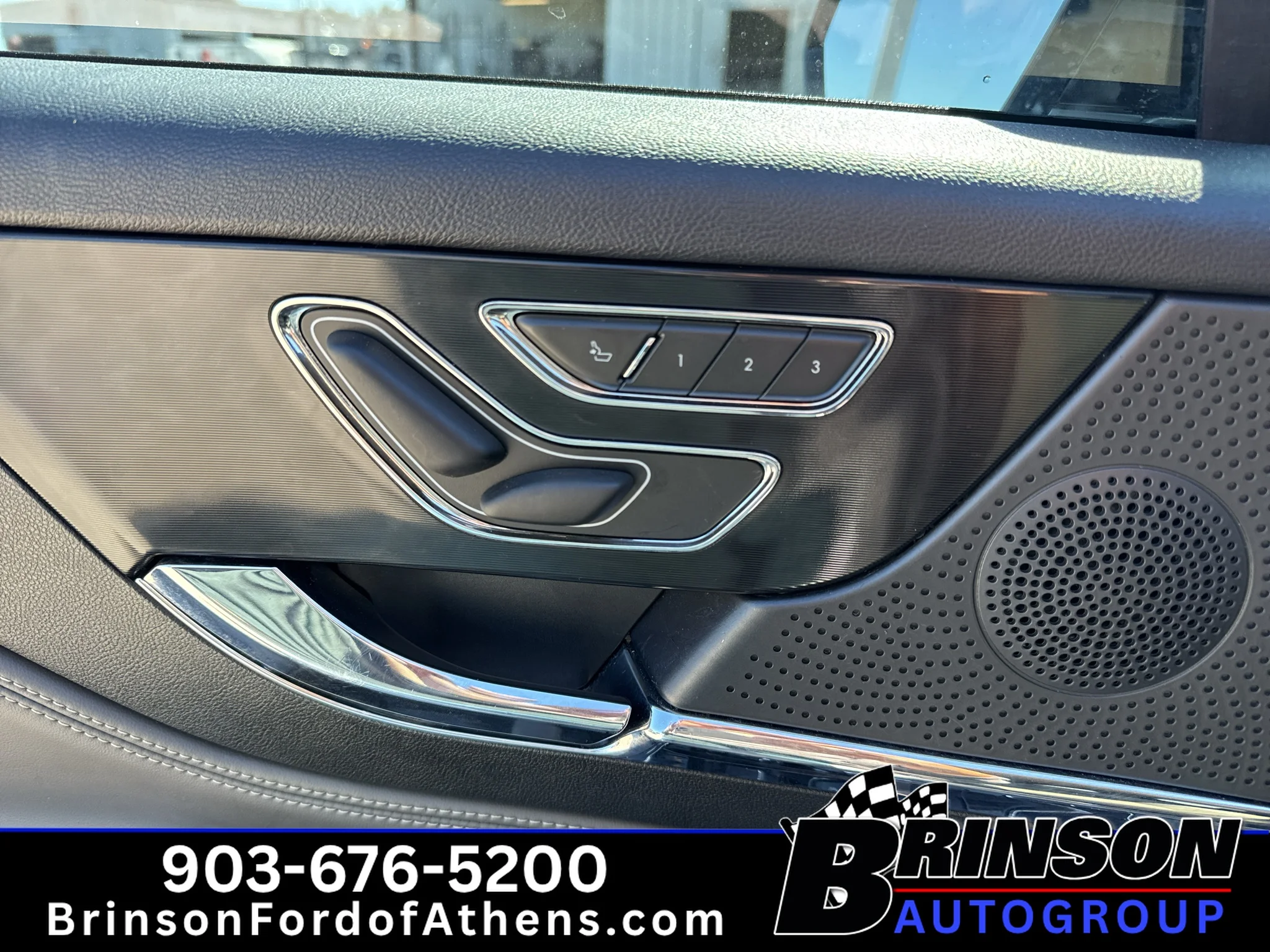 Used 2023 Silver Radiance Metallic Clearcoat Lincoln Reserve image 13