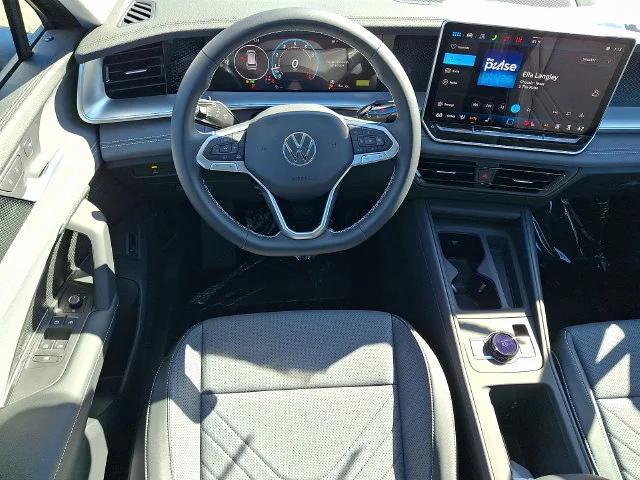 New 2026 Silver Volkswagen 2.0T SE image 7