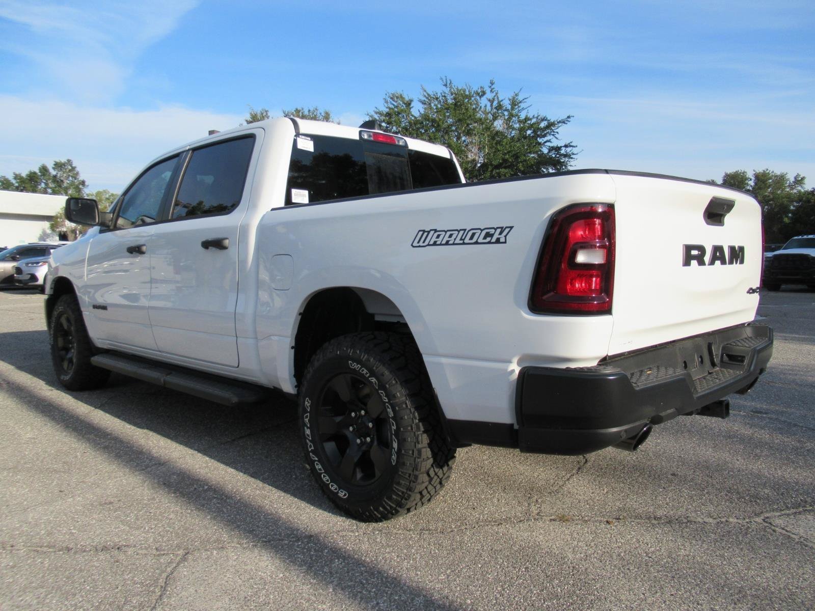 New 2026 Bright White Clear-Coat Exterior Paint RAM Warlock image 5