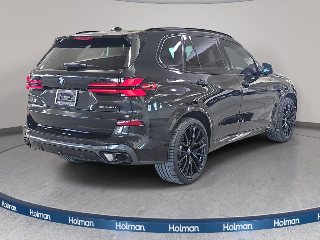 Certified Used 2025 Black Sapphire Metallic BMW sDrive40i image 7