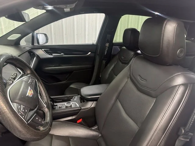 Used 2025 Crystal White Tricoat Cadillac Premium Luxury image 11