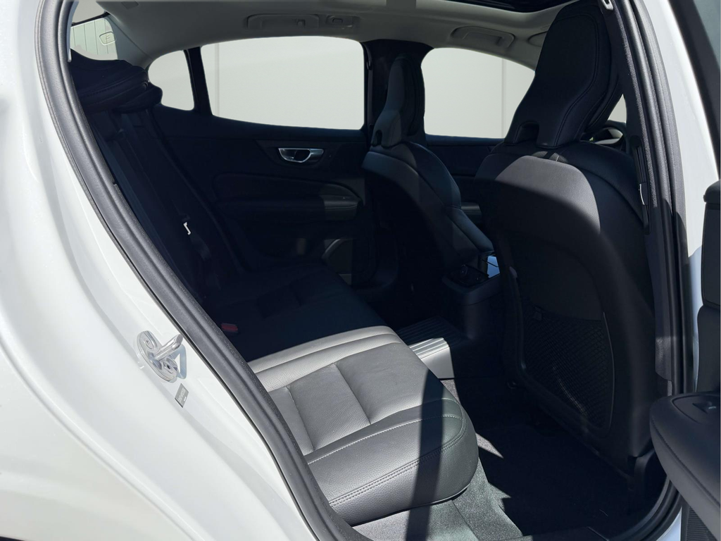 Used 2023 White Volvo T8 Plus Dark Theme image 12