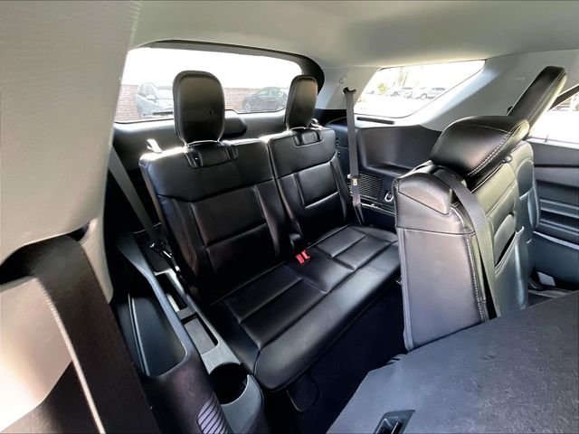 Used 2023 White Ford XLT image 17