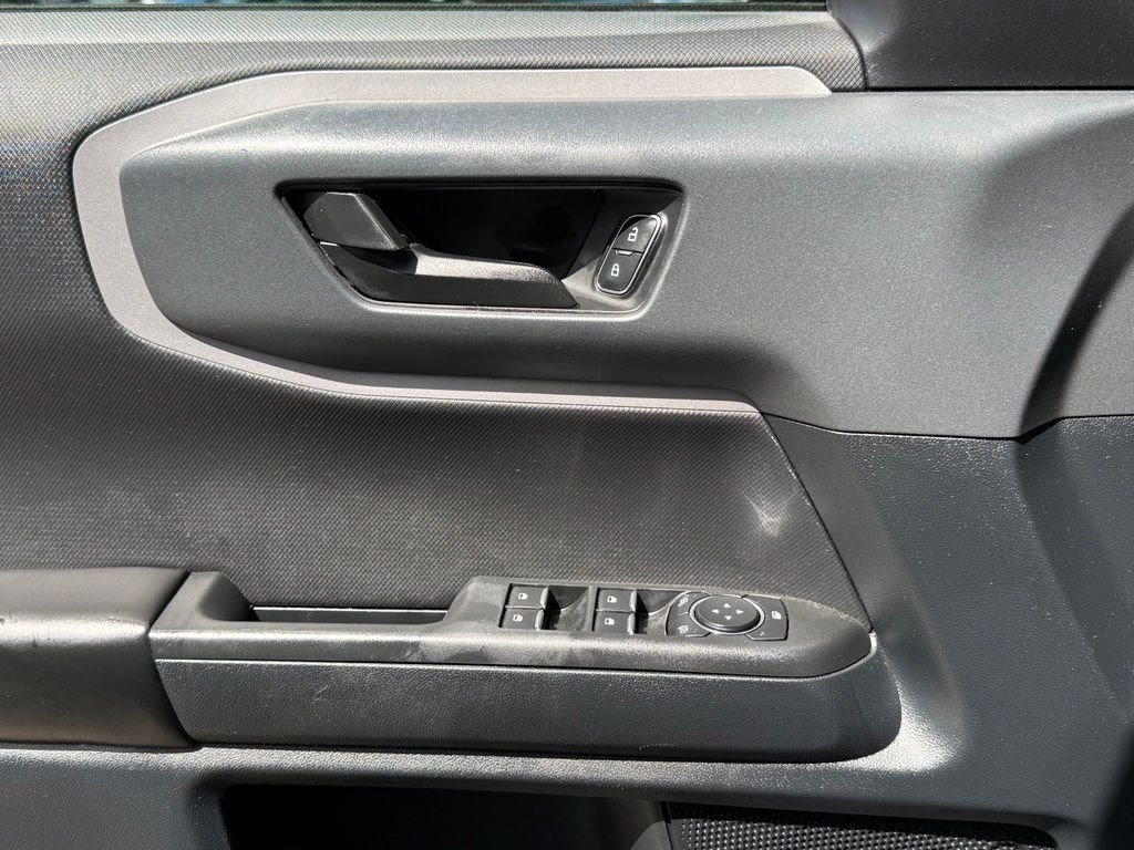 Used 2023  Ford Big Bend image 18