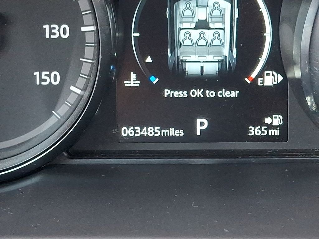 Used 2018 Narvik Black Land Rover SE image 20