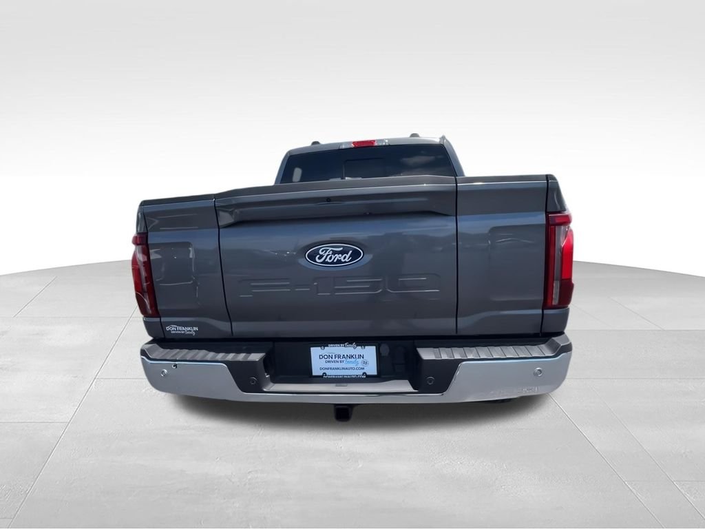 Used 2024 Gray Ford Lariat image 7