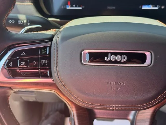Used 2025 Red Jeep Summit image 28