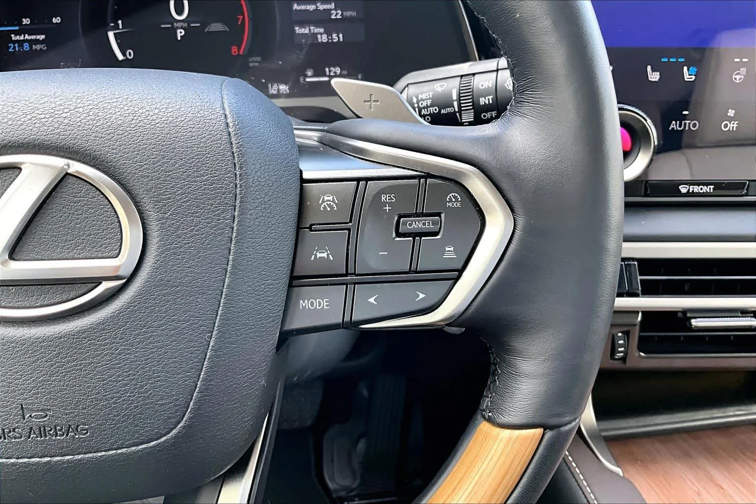 Used 2026 Matador Red Mica Lexus Premium+ image 23