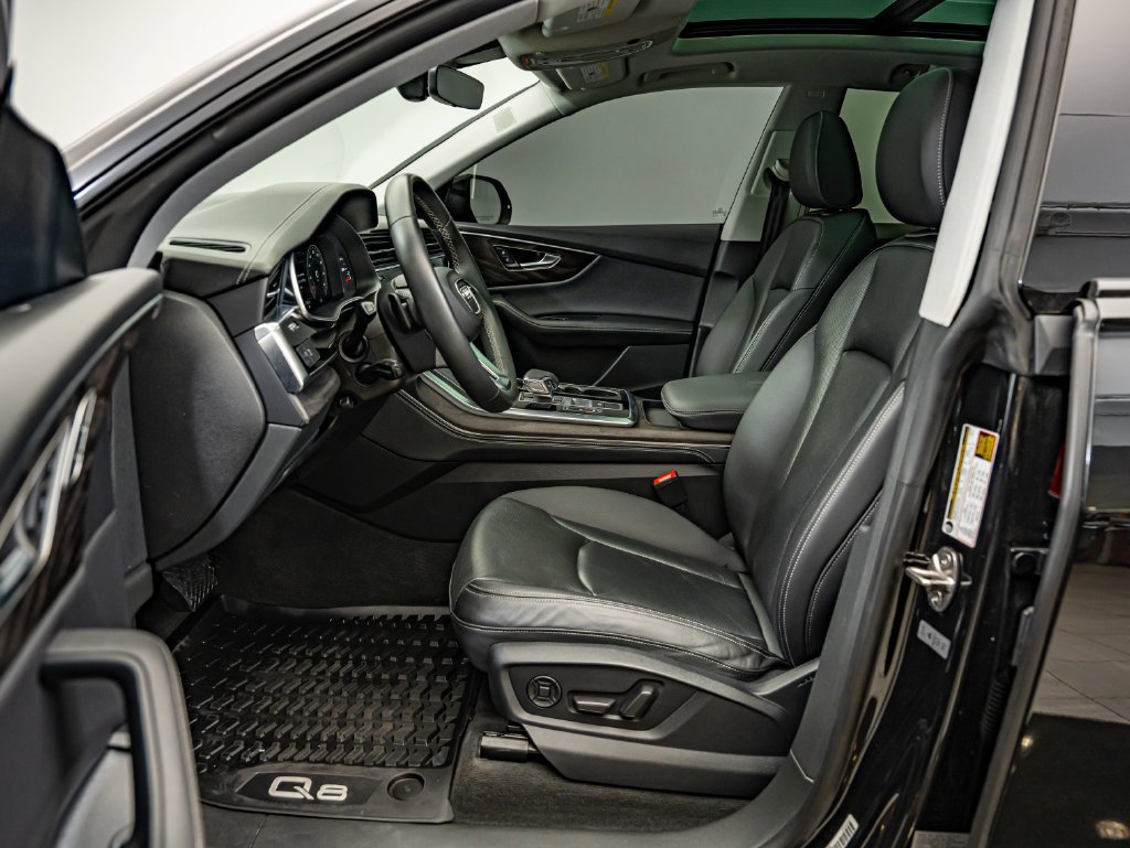 Used 2023 Mythos Black Metallic Audi 55 Premium Plus image 31