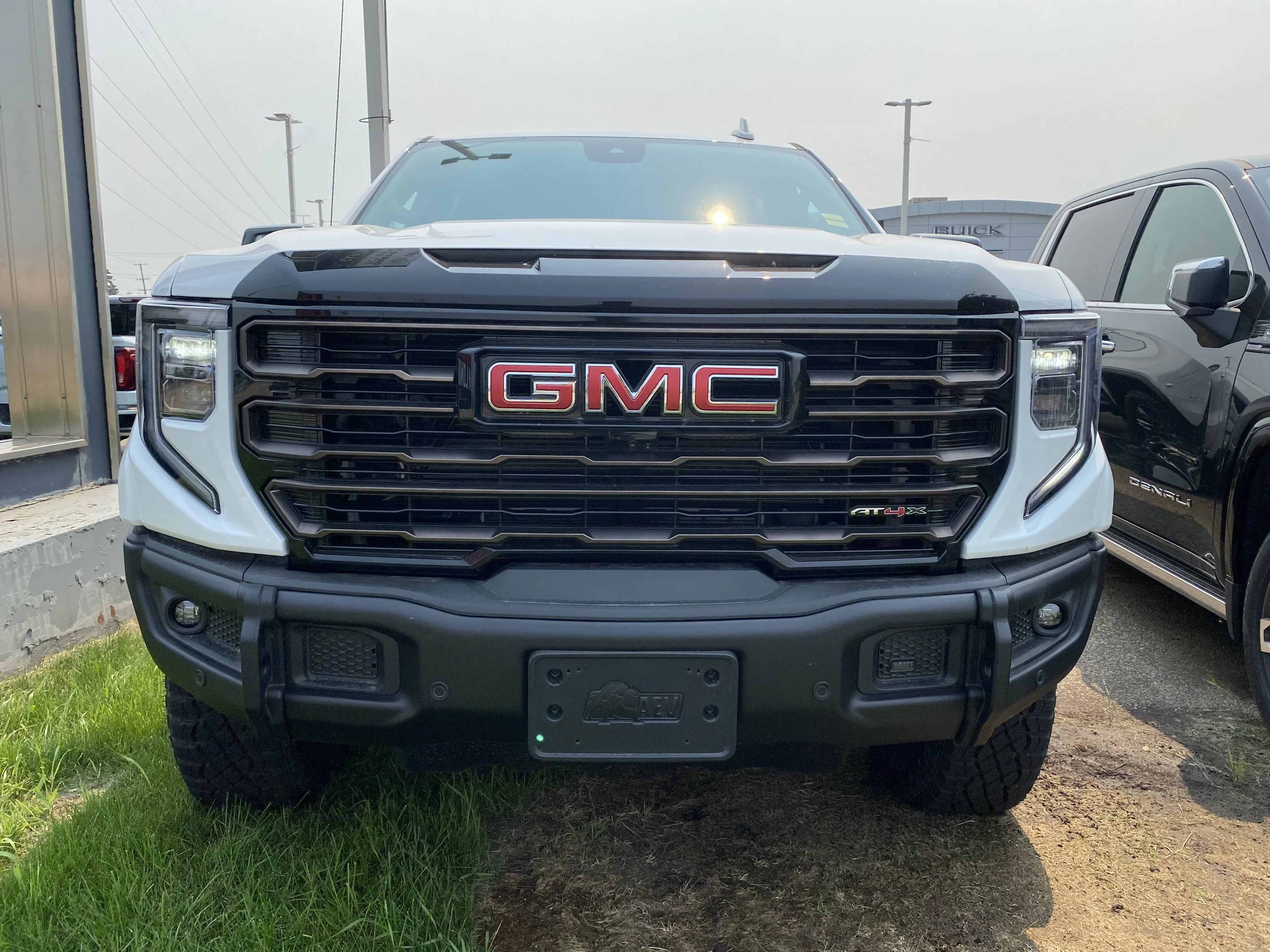 New 2026 Summit White GMC AT4X image 7