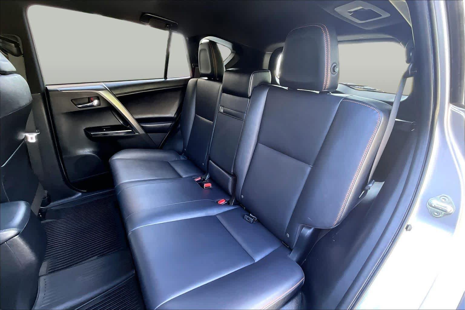 Used 2018 Silver Sky Metallic Toyota Hybrid SE image 21