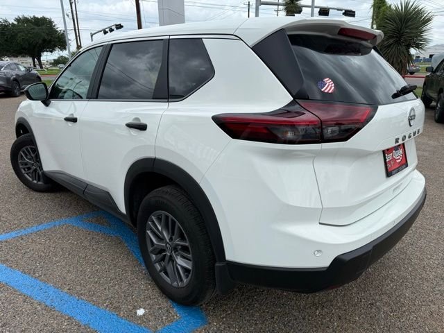 Used 2026 White Nissan S image 5