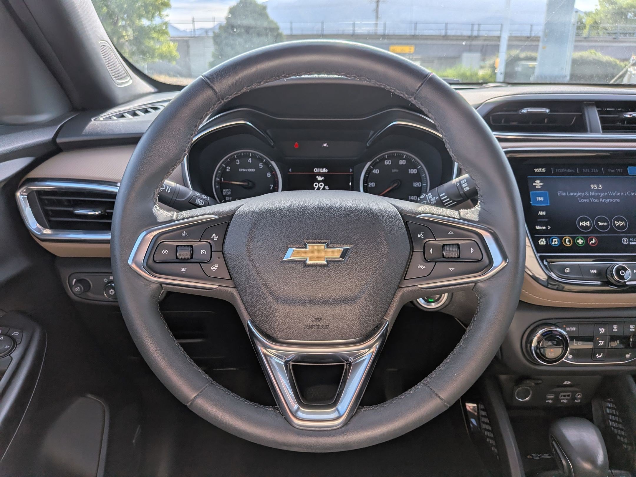Certified Used 2022 Summit White Chevrolet ACTIV image 15