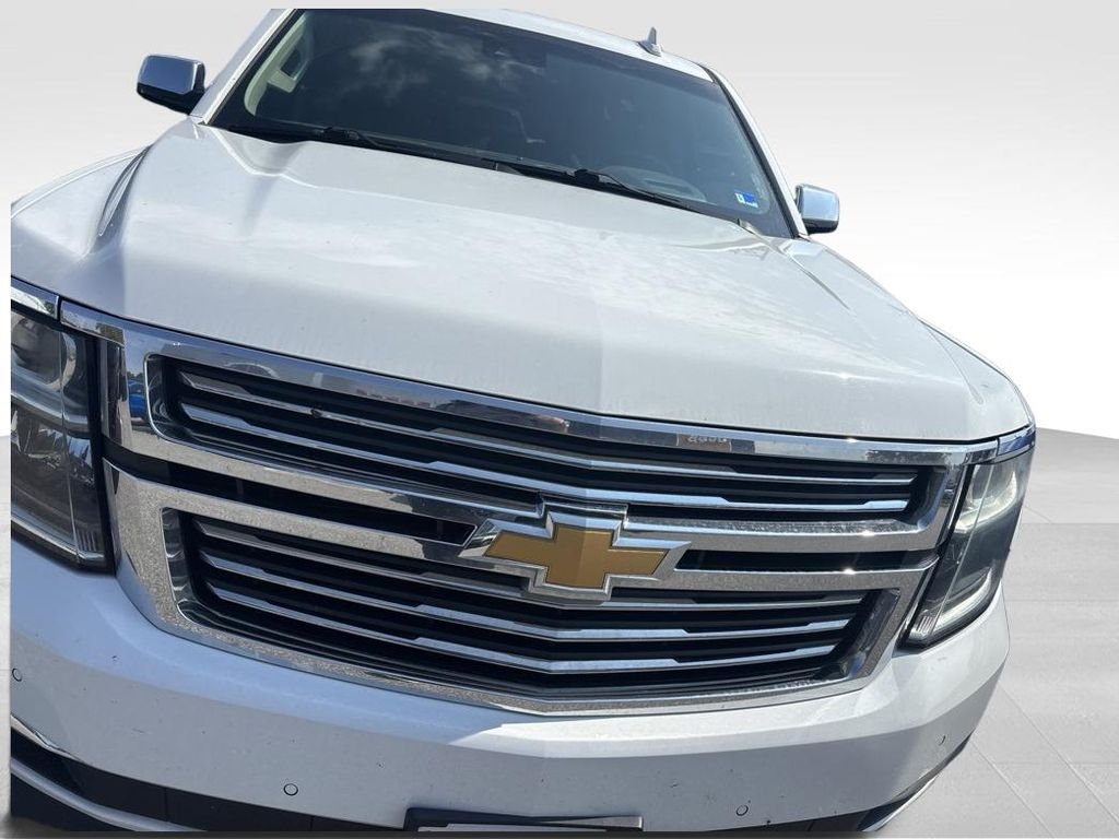 Used 2018 White Chevrolet Premier image 3