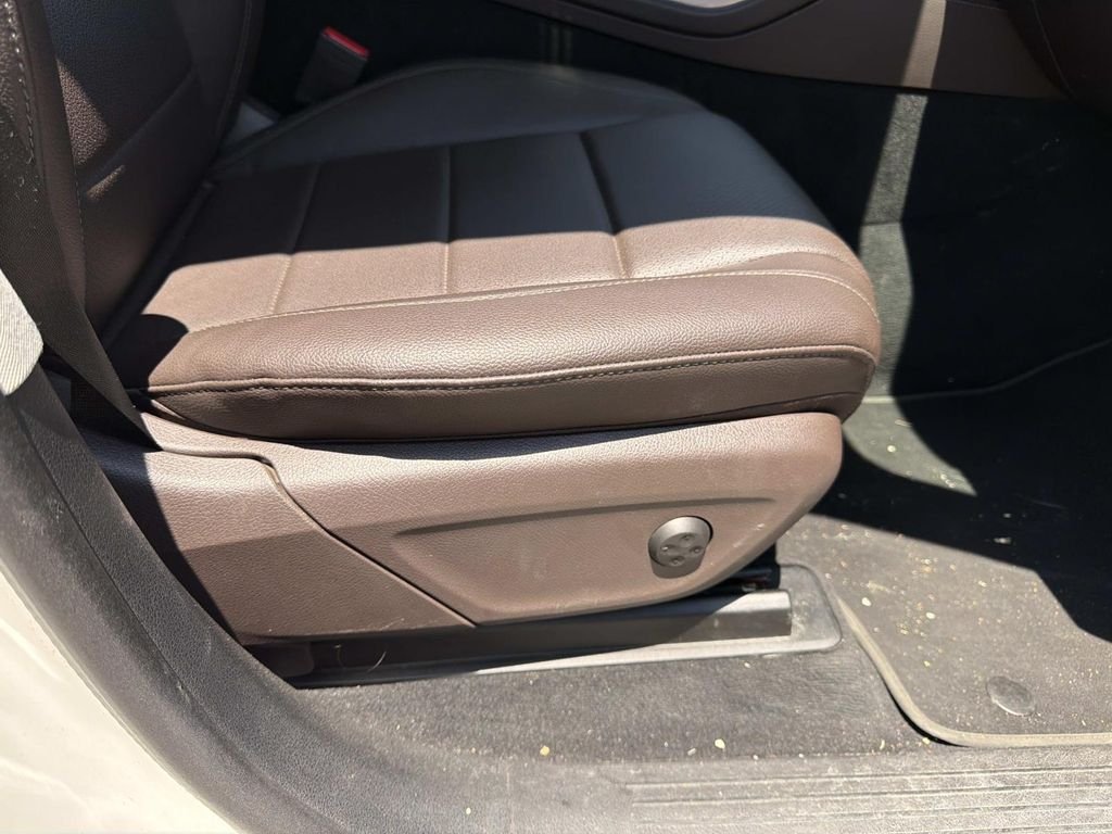 Certified Used 2022 White Mercedes-Benz GLE 350 image 12