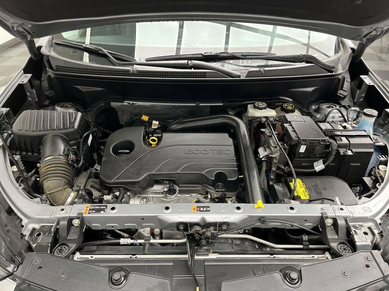 2024 Chevrolet Equinox LT - Photo 29