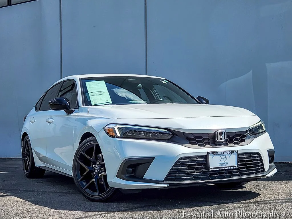 Used 2022  Honda Sport image 1