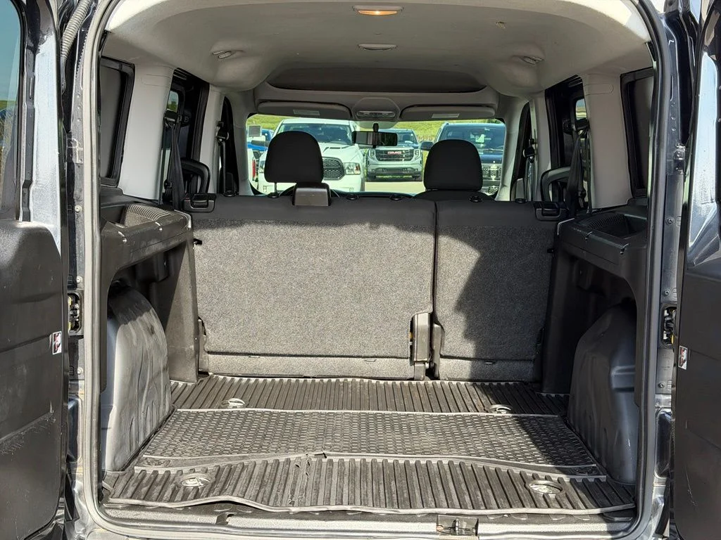 Used 2021 Black Ram SLT image 9