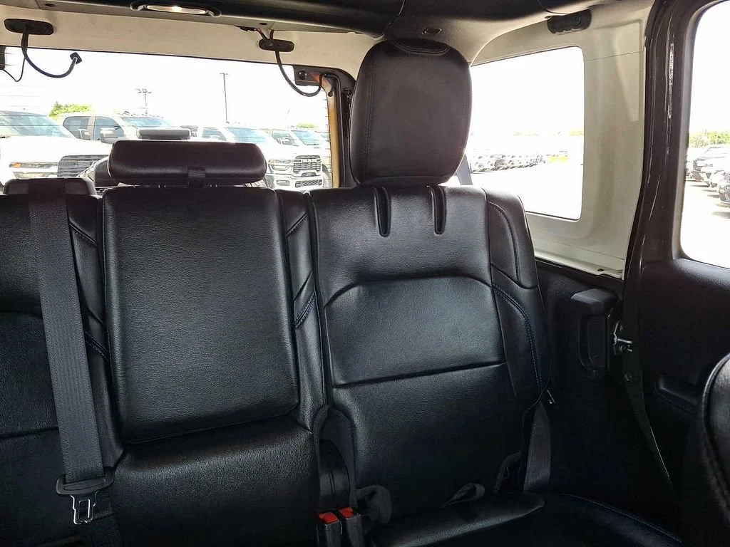 Used 2023 Sarge Green Clearcoat Jeep Rubicon image 20