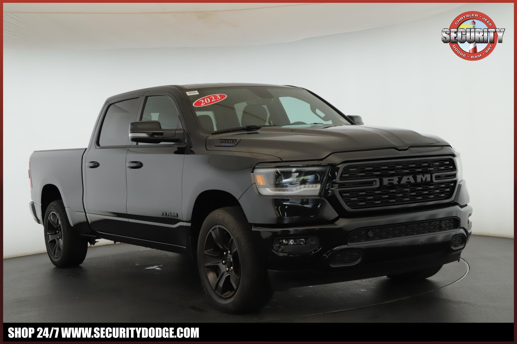Used 2023 Diamond Black Crystal Pearlcoat Ram Big Horn 4x4 Crew Cab 6