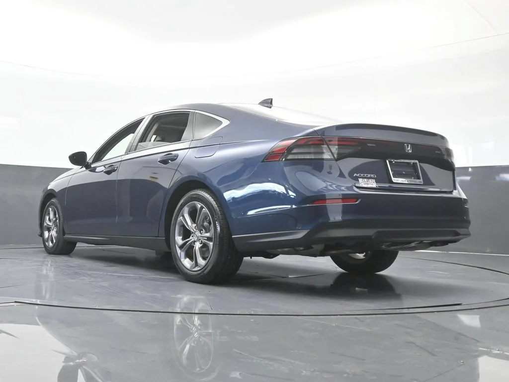 Used 2023 Blue Honda EX image 57