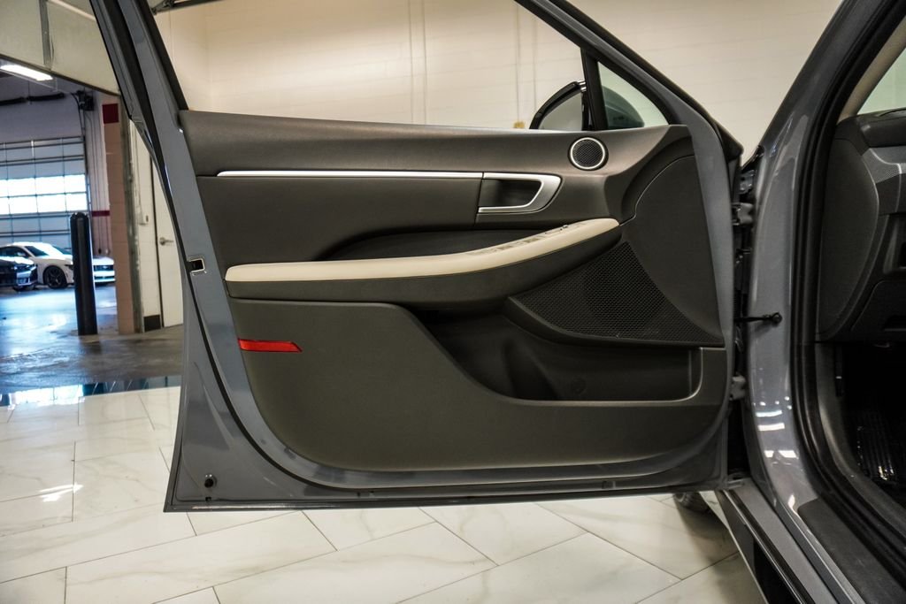 Used 2024 Blue Hyundai SEL image 20