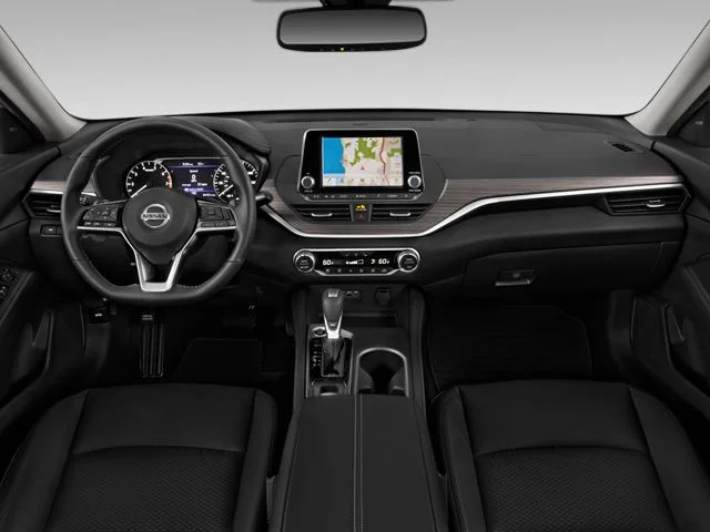 Used 2024 Gun Metallic Nissan Platinum image 3